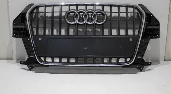 Audi Q3 8U Front bumper upper radiator grill 8D0853653H