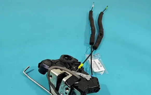 Subaru Forester SJ Front door lock IMPRK1581704