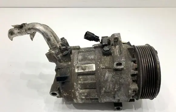 Opel Vivaro Air conditioning (A/C) compressor (pump) 8200848916B
