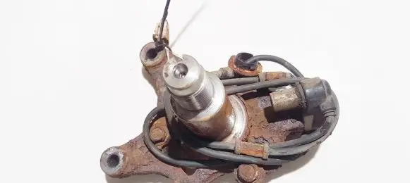 Mazda 6 Stub axle 