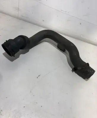 Volkswagen PASSAT B5.5 Engine coolant pipe/hose 8D0121101AD