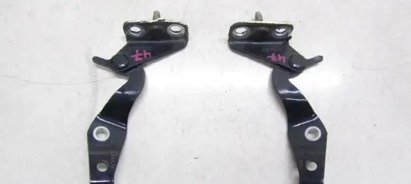 Honda CR-V Tailgate/trunk/boot hinge