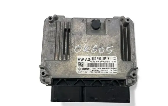 Skoda Karoq Engine control unit/module ECU 05E907309H 0261S21433