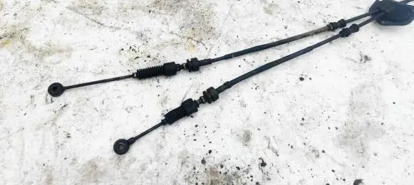 Gear shift cable linkage