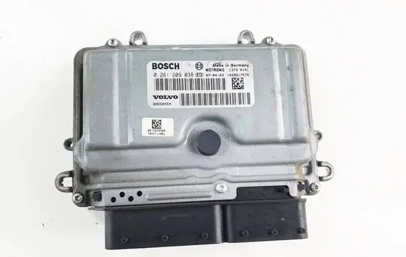 Volvo V50 Engine control unit/module 30650454 0261209038 1039S17576