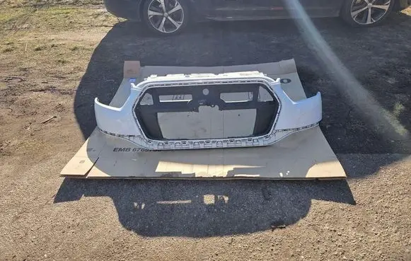 Ford Transit VII Front bumper upper radiator grill KK3117F003B KK3117E778A