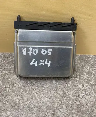 Volvo V70 Engine control unit/module 30646978A 0281011441