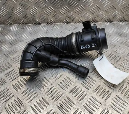 Ford Fiesta Breather hose/pipe 9642212280