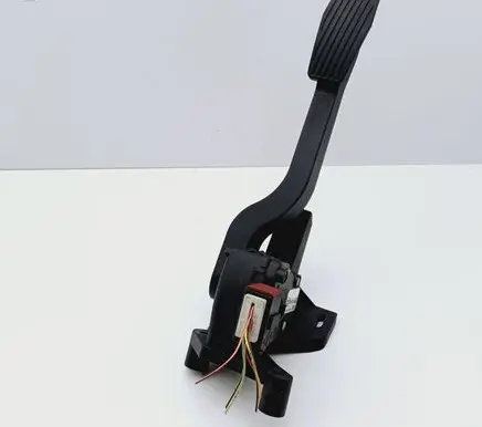 Opel Corsa C Accelerator throttle pedal 9129423CL