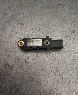 Mercedes-Benz E W211 Airbag deployment crash/impact sensor 0028201326