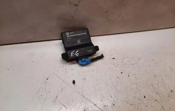 Volkswagen PASSAT B6 Gateway control module 3C0907951A 3C0907530A