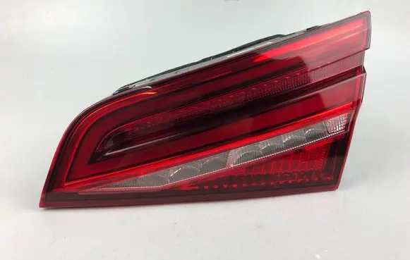 Audi A3 S3 8V Tailgate rear/tail lights 8V4945094C