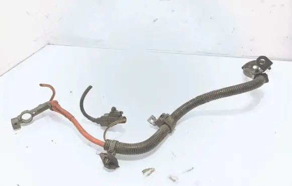 Volvo S40, V40 Positive cable (battery)