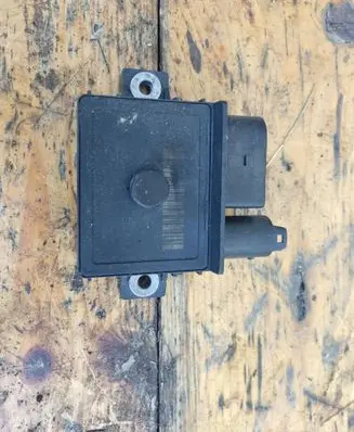 BMW X5 E70 Glow plug pre-heat relay 0522140102