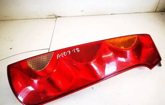 Nissan Note (E11) Rear/tail lights