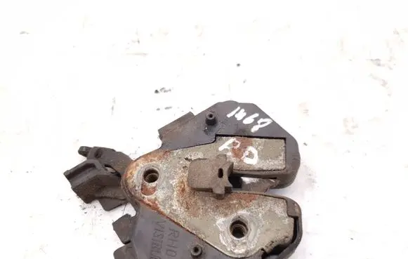 Volvo S60 Engine bonnet/hood lock/catch 9483765 9483764