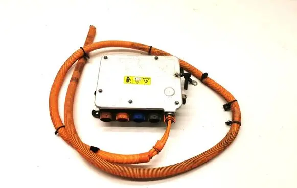 Tesla Model S Voltage converter inverter 1028843-01-A