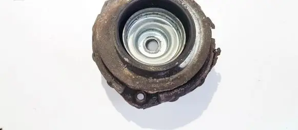 Volkswagen Polo Coil spring mount 