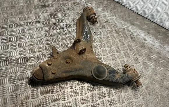 Mitsubishi L200 Front lower control arm/wishbone