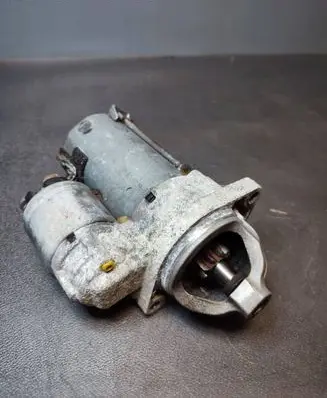 Mercedes-Benz A W169 Starter motor A0061510301