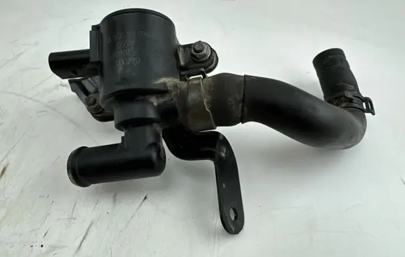 Audi A3 S3 8V Water pump 5Q0122096J