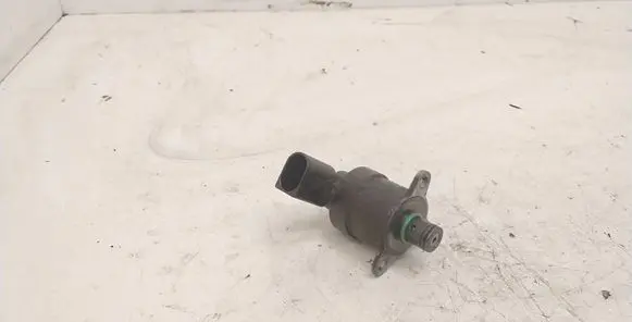BMW 5 E60 E61 Fuel pressure sensor 0928400560 01761