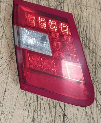 Mercedes-Benz E W212 Tailgate rear/tail lights A2128203164 A046317
