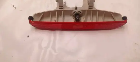 Mazda 3 I Third/center stoplight P3591
