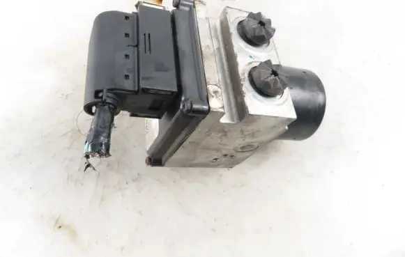 Peugeot 407 ABS Pump 9660067280 15710602
