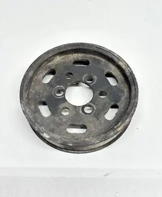 Volkswagen Golf IV Power steering pump pulley 038145255B