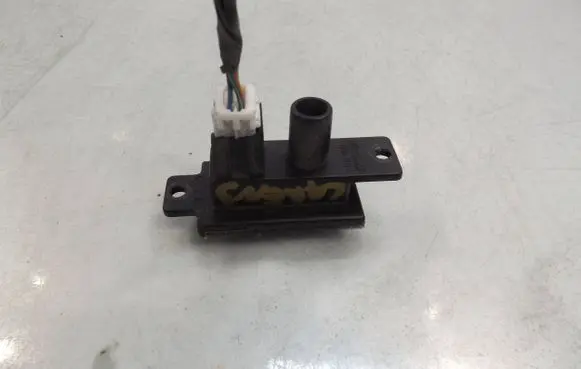 KIA Carens II Air quality sensor 