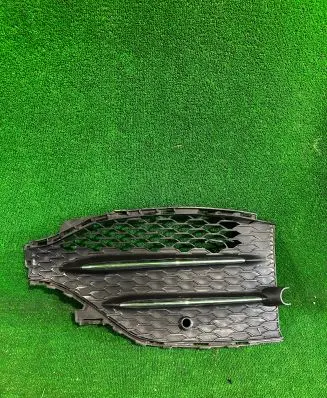 Mercedes-Benz GLB x247 Front bumper lower grill A1678857403