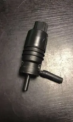 BMW 1 E81 E87 Windscreen/windshield washer pump 7302589