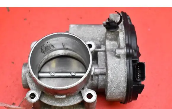Ford Mondeo MK I Throttle body valve DS7E9F991AJ