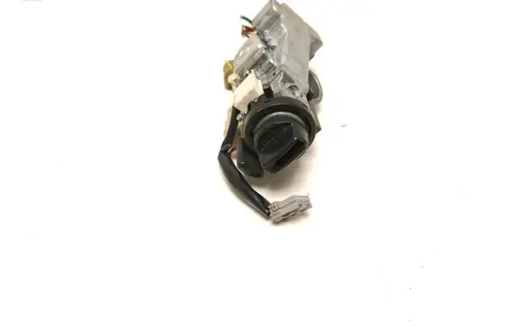 Nissan Qashqai+2 Ignition lock
