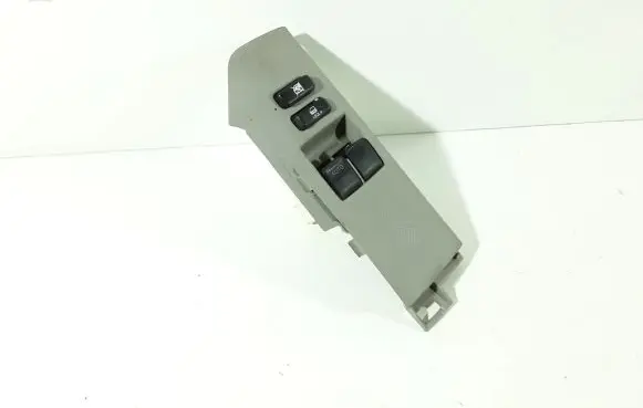 Toyota Yaris Electric window control switch 8324H68 742320D110