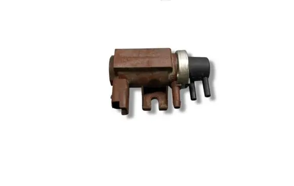 Ford C-MAX I Turbo solenoid valve 9652570180 70096803
