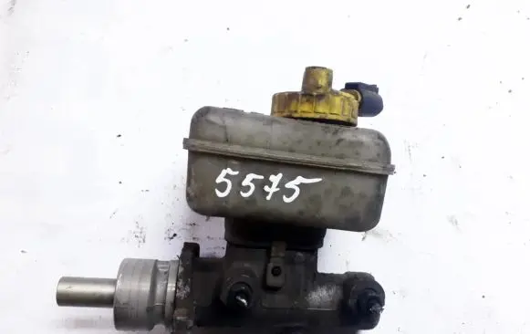 Audi A3 S3 8L Master brake cylinder L481402