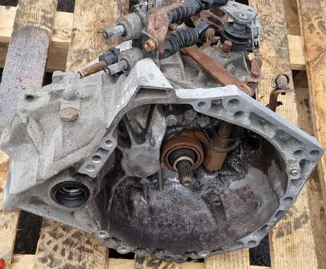 Peugeot 107 Manual 4 speed gearbox 