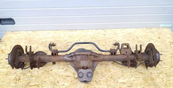 Dodge Nitro Rear axle beam with reductor 52114729AB