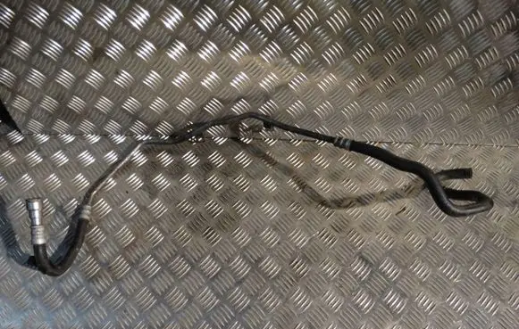 BMW 3 E90 E91 Power steering hose/pipe/line 6871455