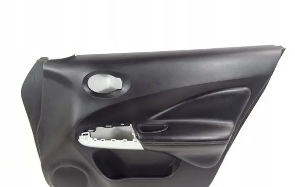 Nissan Juke I F15 Front door card panel trim