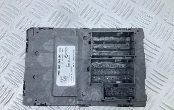 Audi A4 S4 B9 Comfort/convenience module 8W0907063BC