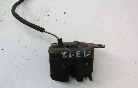 Fiat Albea Tailgate/trunk/boot lock/catch/latch 