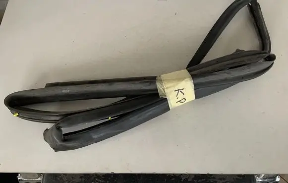Audi Q7 4M Rubber seal rear door 4M0839119C 4M0839119