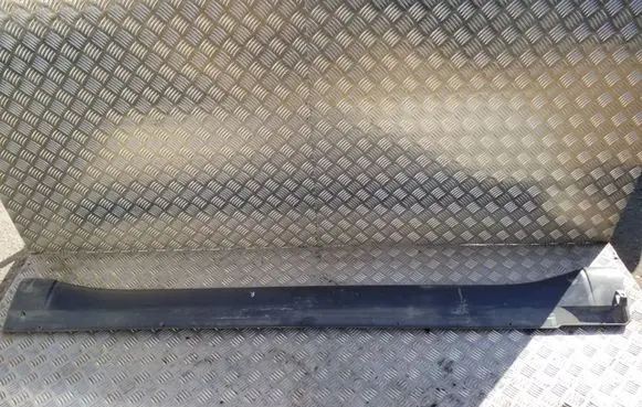 Mitsubishi Pajero Sill 7405A094