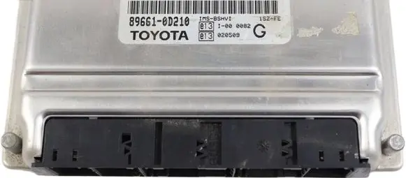 Toyota Yaris Engine control unit/module 896610D210 1039S01147 0261208036