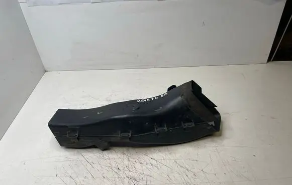 BMW X5 E70 Air intake duct part 8037140 10834110