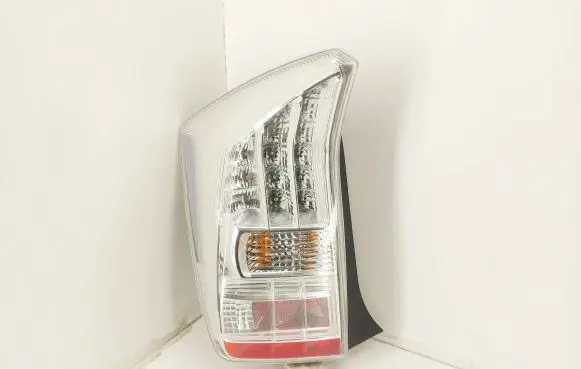 Toyota Prius (XW30) Rear/tail lights