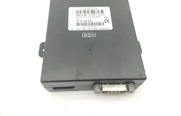 Mercedes-Benz S W220 Voice control module A2208205426